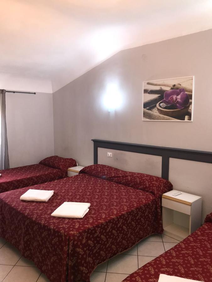 Roma Termini Bed & Breakfast Exterior foto